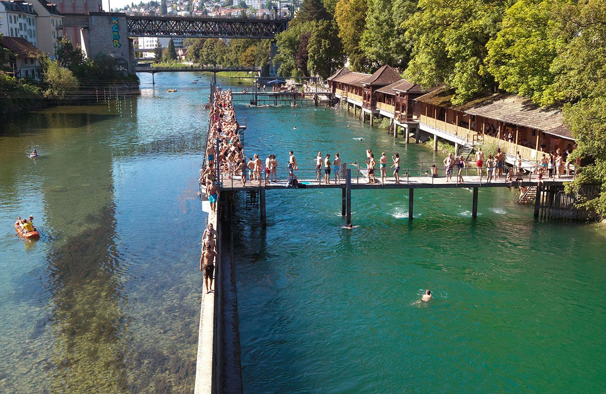 Flussbad, Unterer Letten, image by Siggi Bucher, Zürich Tourismus
